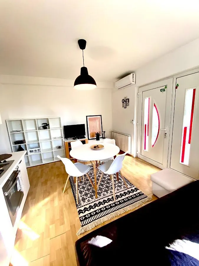 Cozy Apartment Umag 2 0*,  קרואטיה